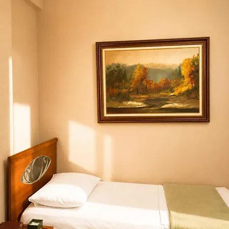 Apartment Besa House At The Square Tirana